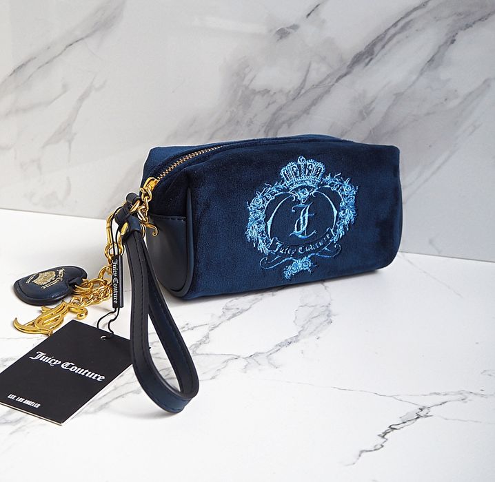 Kosmetyczka Juicy Couture z brelokiem