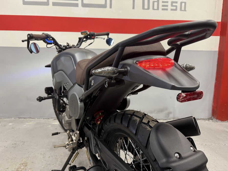 Мотоцикл GEON Baddog 250 CBB