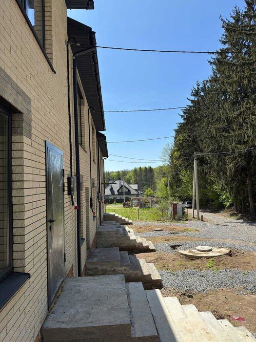 Танхаус у П'ятничанах, біля лісу!