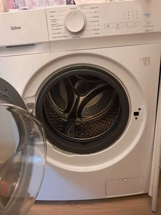 Maquina lavar e secar Quilive 10kg avariada