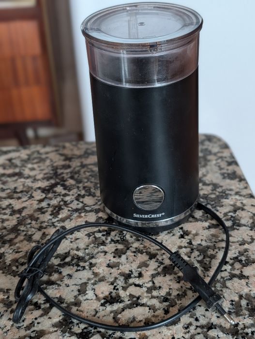 Triturador de grãos de café