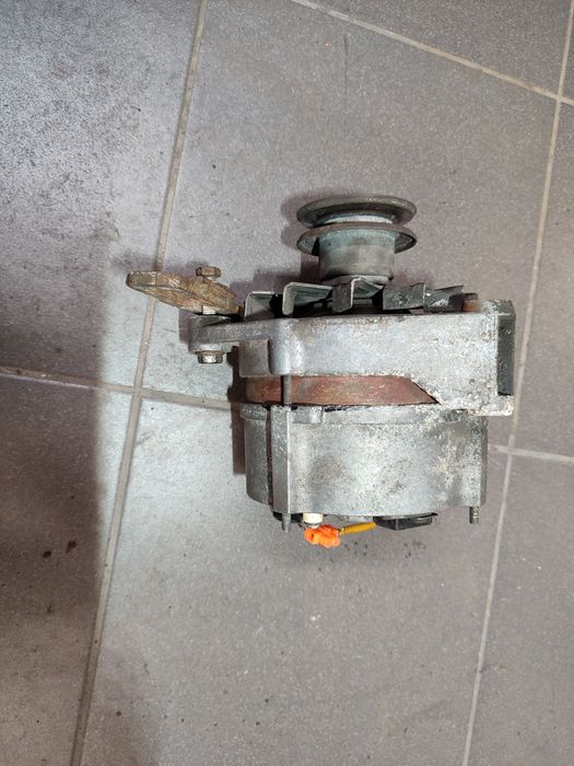 VW golf MK2 II Jetta a2 alternator 1.8 rp