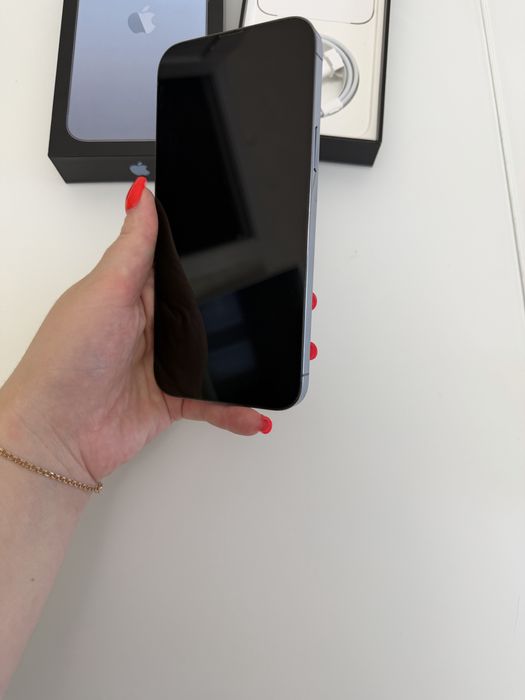 Продам iPhone 13 Pro Max/256 ГБ у кольорі Sierra Blue