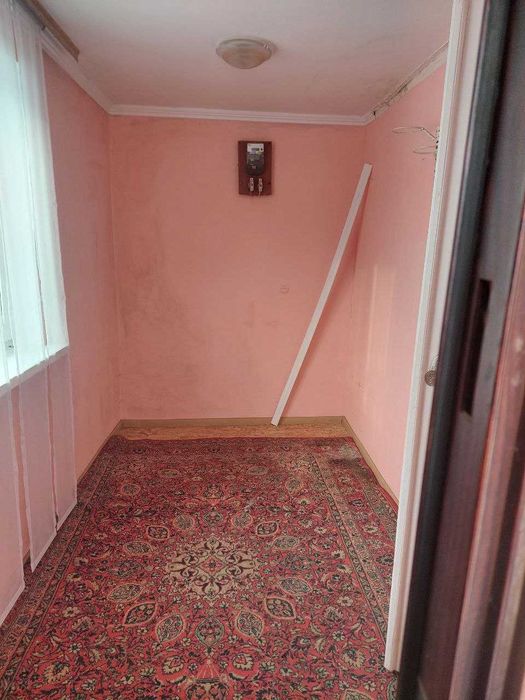 Продаж будинку від вланиска