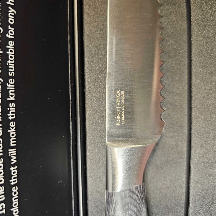 Nóż do chleba VINGA Kaiser / Srebrny