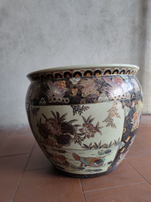 Vaso Grande de Porcelana Estilo Satsuma