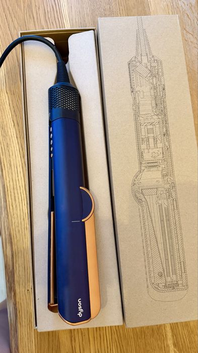 Dyson airstrait (prussian blue/rich)