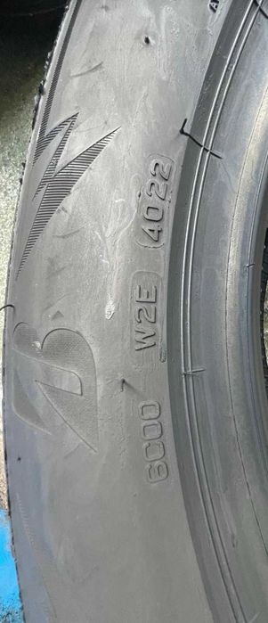Komp. opon Bridgestone 225/55R18 Demo