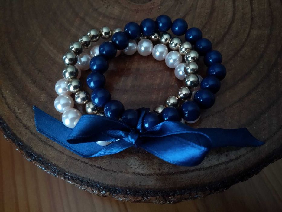 (NOVO, PORTES GRÁTIS) Conjunto de Três Pulseiras de Pérolas com Laço