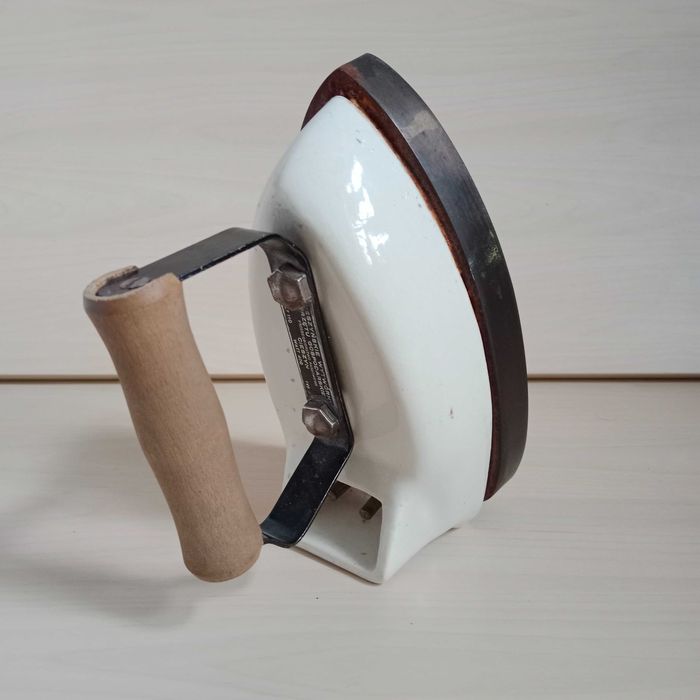 Żelazko elektryczne Cieszyńskie retro vintage