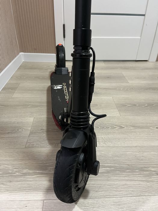 Продам електросамокат G-Scooter