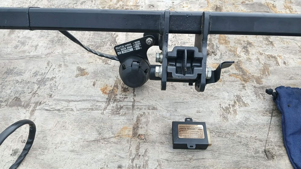 Hak kompletny wypinany Citroen C4 Grand Picasso