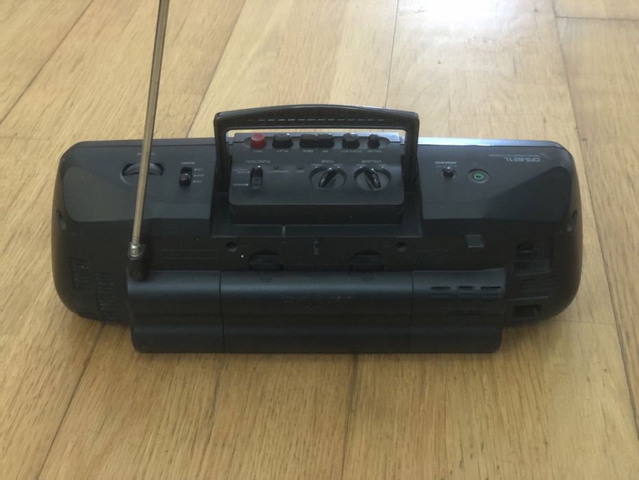 Radio com leitor de cassete SONY