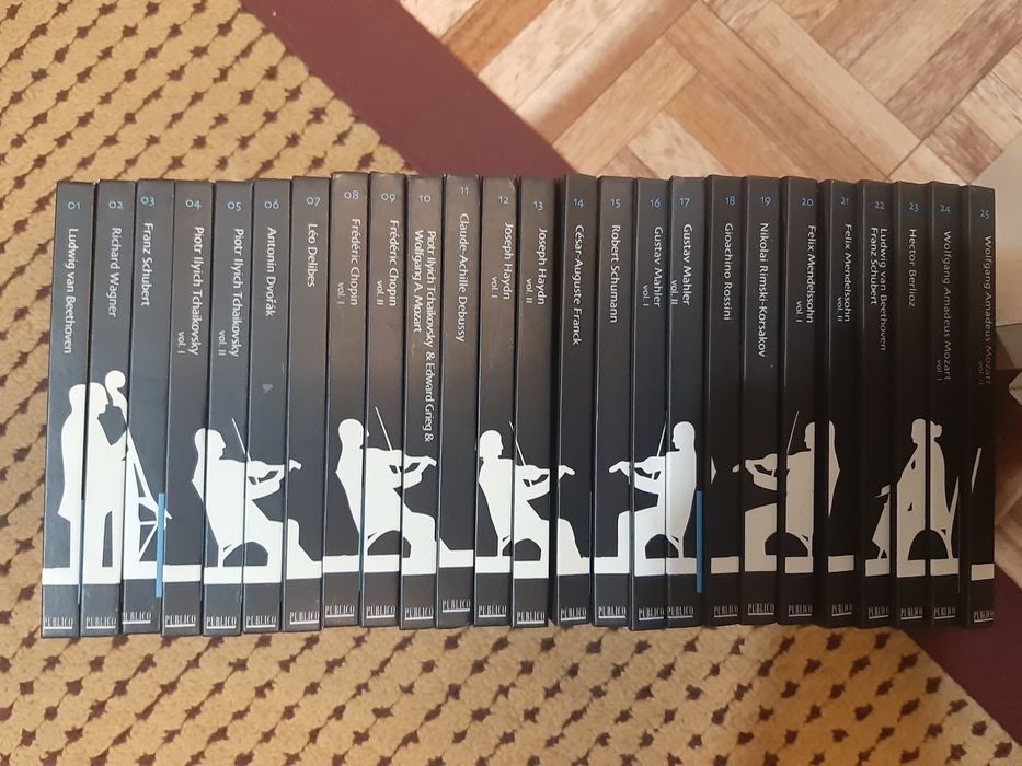 Coleção completa ROYAL PHILARMONIC    25 cds com livro .