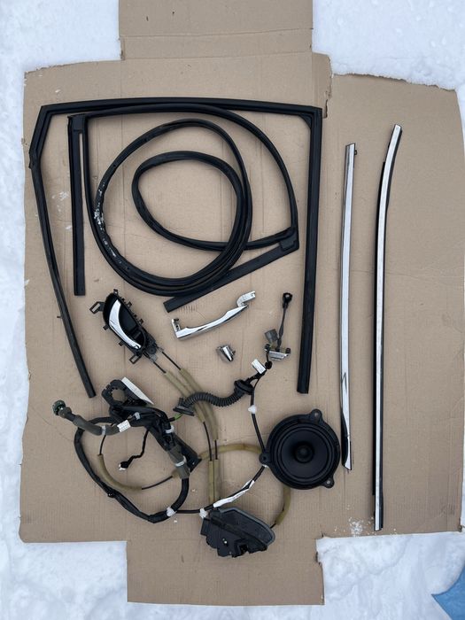 Nissan rogue t32 хром замок молдинг