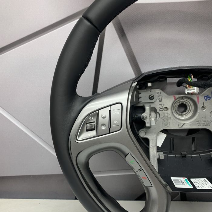 Перетягнутий руль до Huyndai ix-35 на обмін