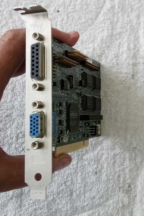 [PC Vintage] Placa de video PCI - Matrox Mystique - 4mb