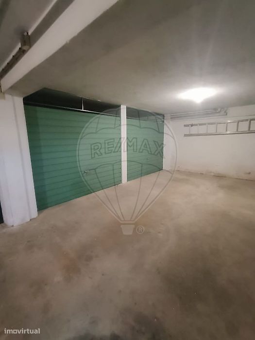 Garagem  para arrendamento