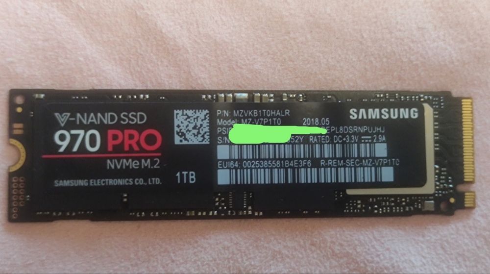 SSD Samsung 970 Pro 1TB (V-NAND 2bit MLC) - 100% Здоровье диска !!!