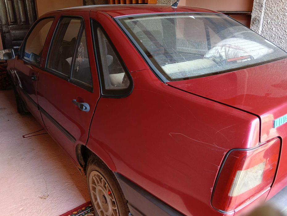 Fiat Tempra Седан