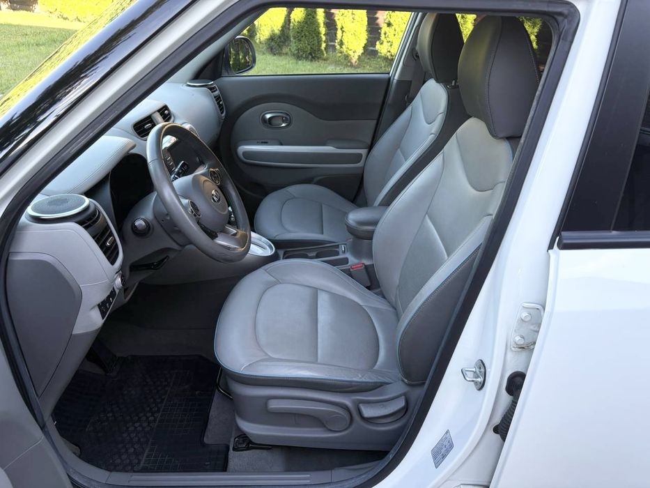 Продам електро KIA SOUL  EV