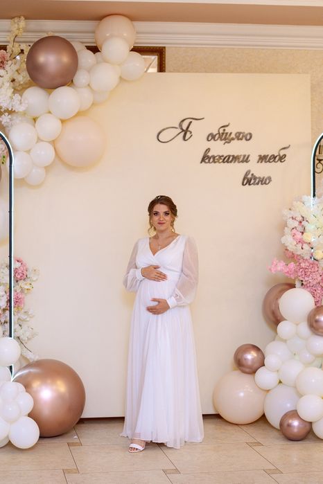 Біле довге плаття