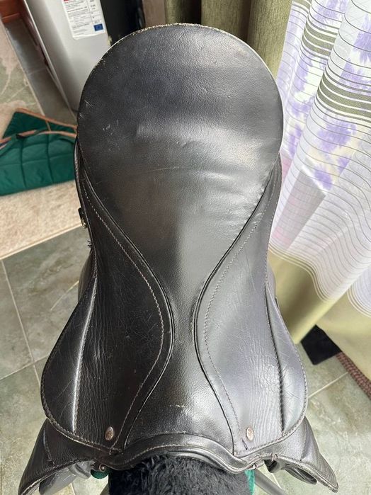 Пропонуємо універсальне сідло для коня