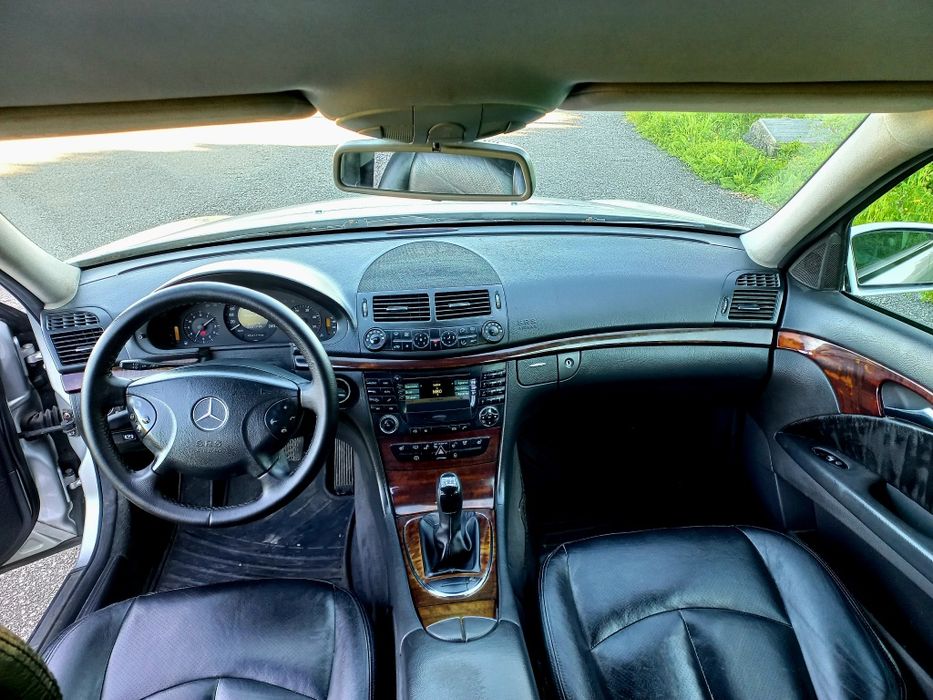 Mercedes benz E 220 cdi