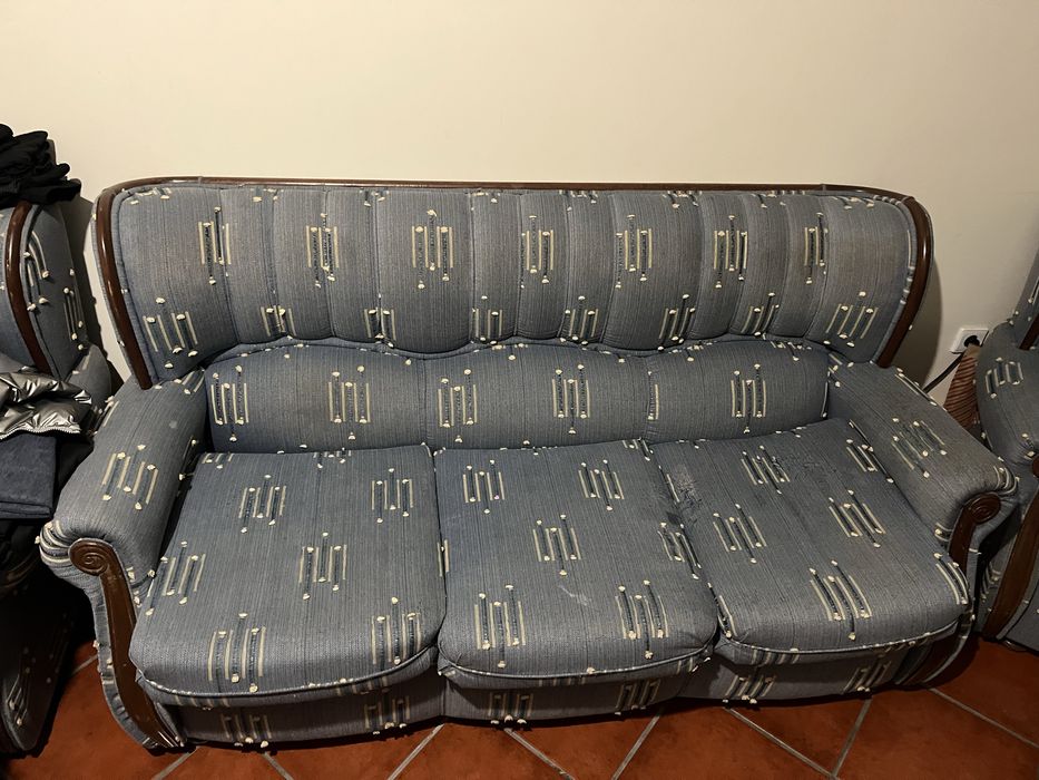 1 Sofá cama + 2 usados