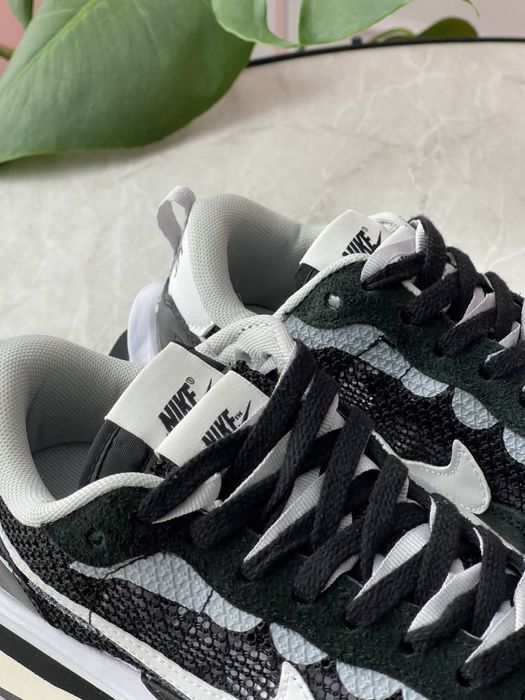 36-45 р Nike VaporWaffle x Sacai Black/White кросівки