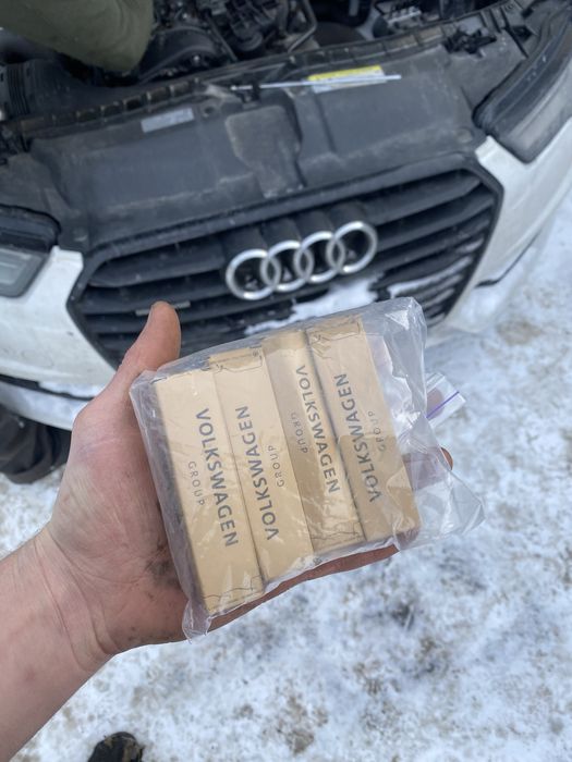 Свечи audi vag 2.0 06k905601b