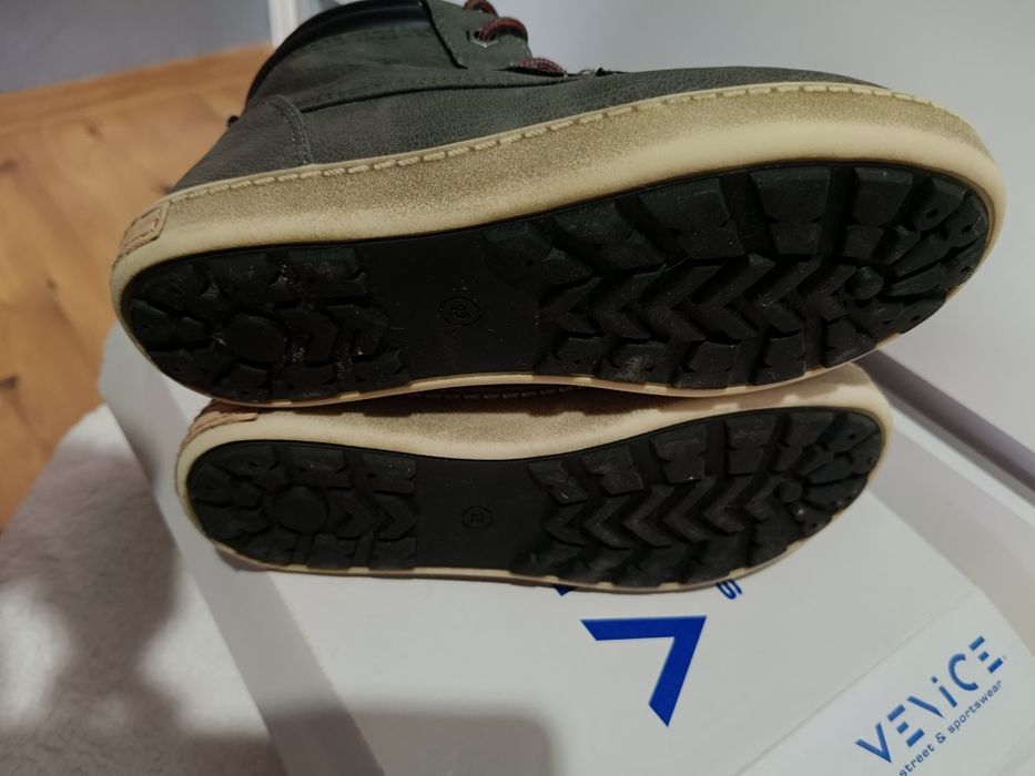 Botki dla chłopca róż 29