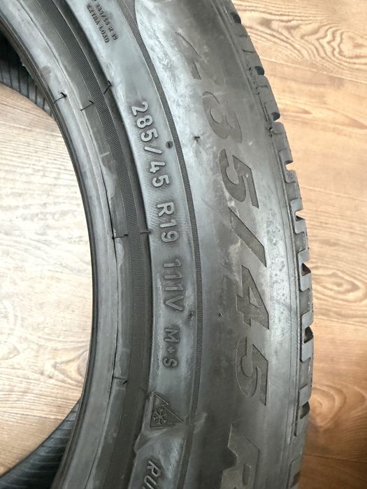 Шини Pirelli 285/45/R19 - 255/50/R19: 200 $ - Автошини Київ на Olx