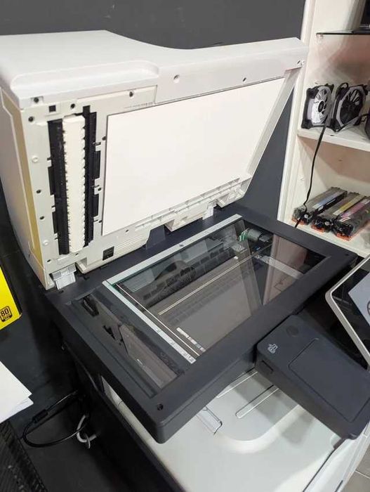 Impressora HP LaserJet 500 Color MFP M575