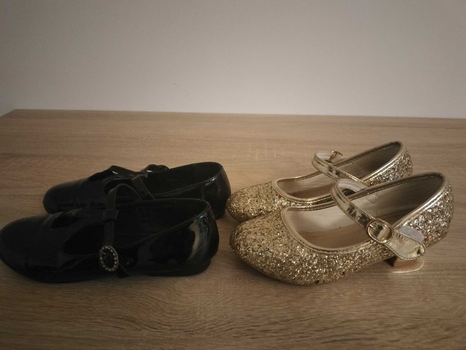 Buty dla dziewczynki baletki/ sandałki