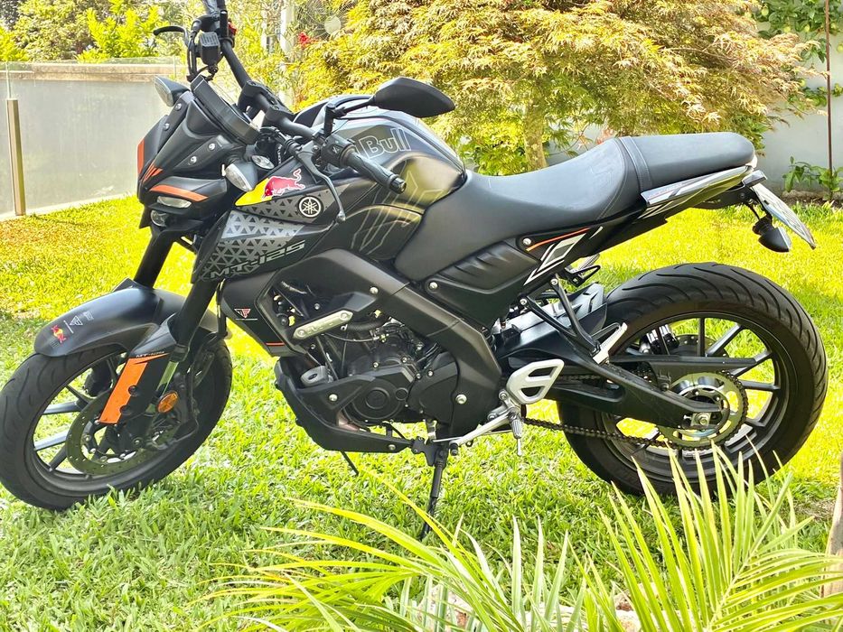 Yamaha MT-125 (Como Nova)