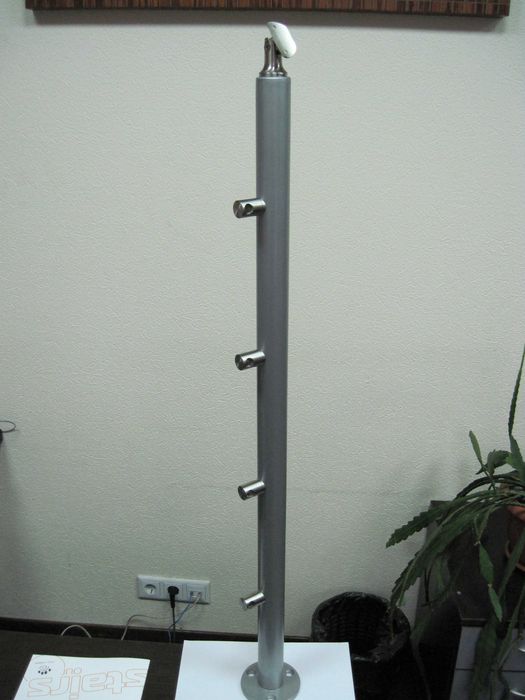 Стойка ограждения ( балясина) HR1037 Silver