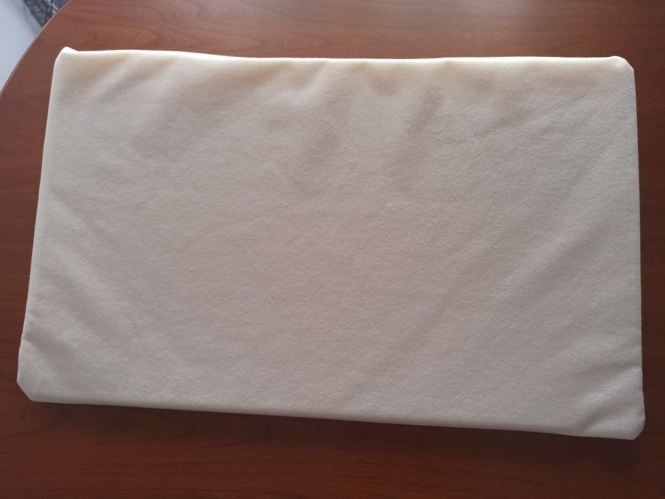 Almofada para Bebé com inclinação com ângulo 15°
