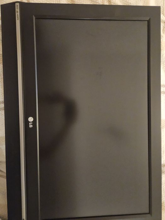 Telewizor LG 32LE2R, TV (Samsung, Philips,  Panasonic,  LG)