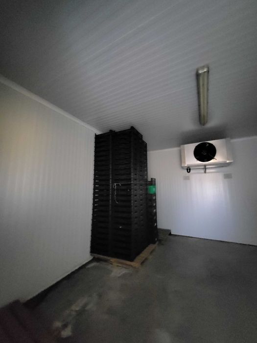Câmara de frio usada
