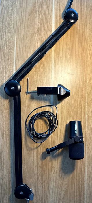 Microfone Shure MV7 USB/XLR + braço Rode PSA1 + cabo – Lisboa