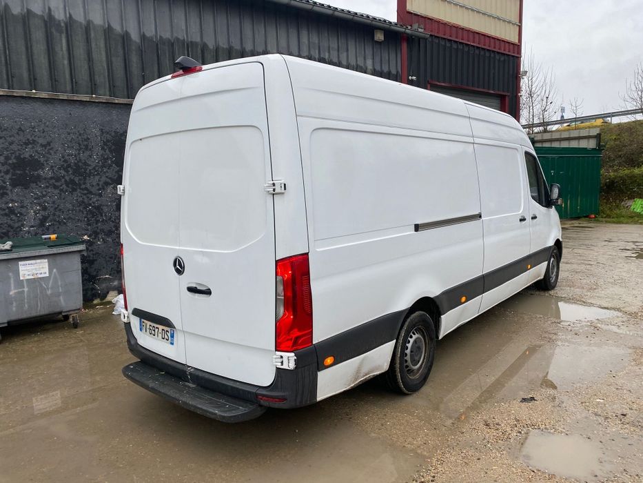 Vendo Mercedes benz sprinter 314,2021 caixa de velocidade automática.