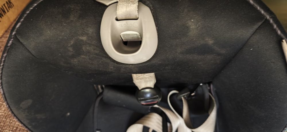 Cybex sirona z obrotową bazą