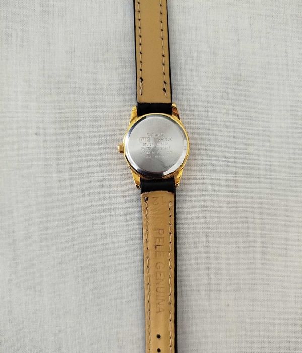 Relógio de Senhora "Casio". Estado novo, preço de saldo