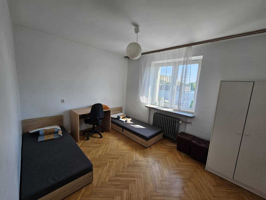 SOKOŁÓW MAŁOPOLSKI // 10-12os. // 750PLN//