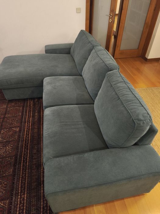 Sofá IKEA KIVIK turquesa - chaise longue 3 lugares - praticamente novo