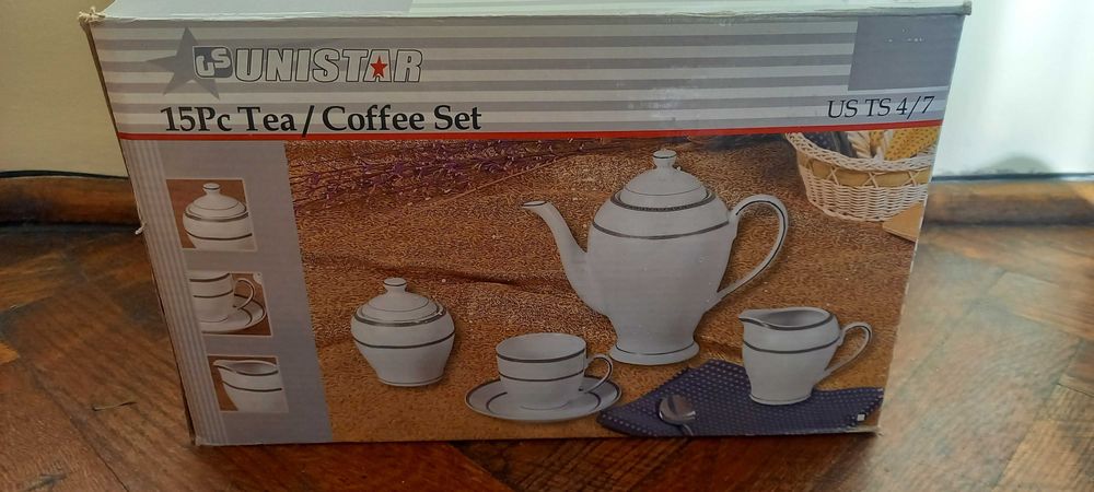 Złocony serwis do kawy i herbaty, 6 osób, 15 elementów, Nowy!