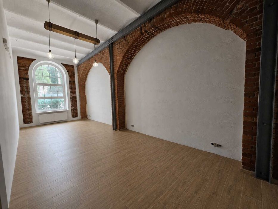 Loftowy, słoneczny lokal na parterze, 58 m2, fabryka Kohna - bezpośrednio