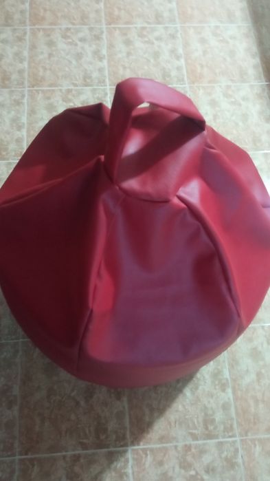 Puff Vermelho - Diâmetro 70cm e 85cm Altura