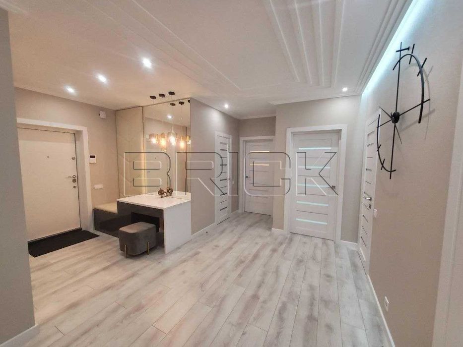 Продаж‼️ЖК 4 сезони‼️Михайла Максимовича 3‼️Квартира 111 м2